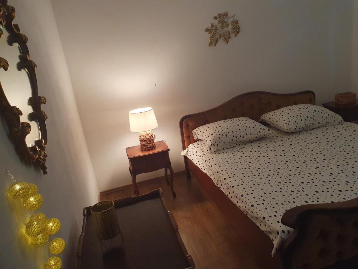 Apartment Lana Trogir Exteriör bild