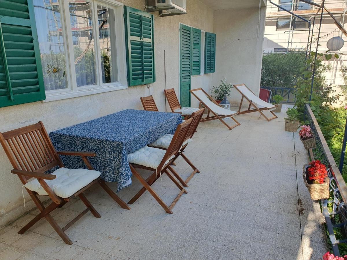 Apartment Lana Trogir Exteriör bild