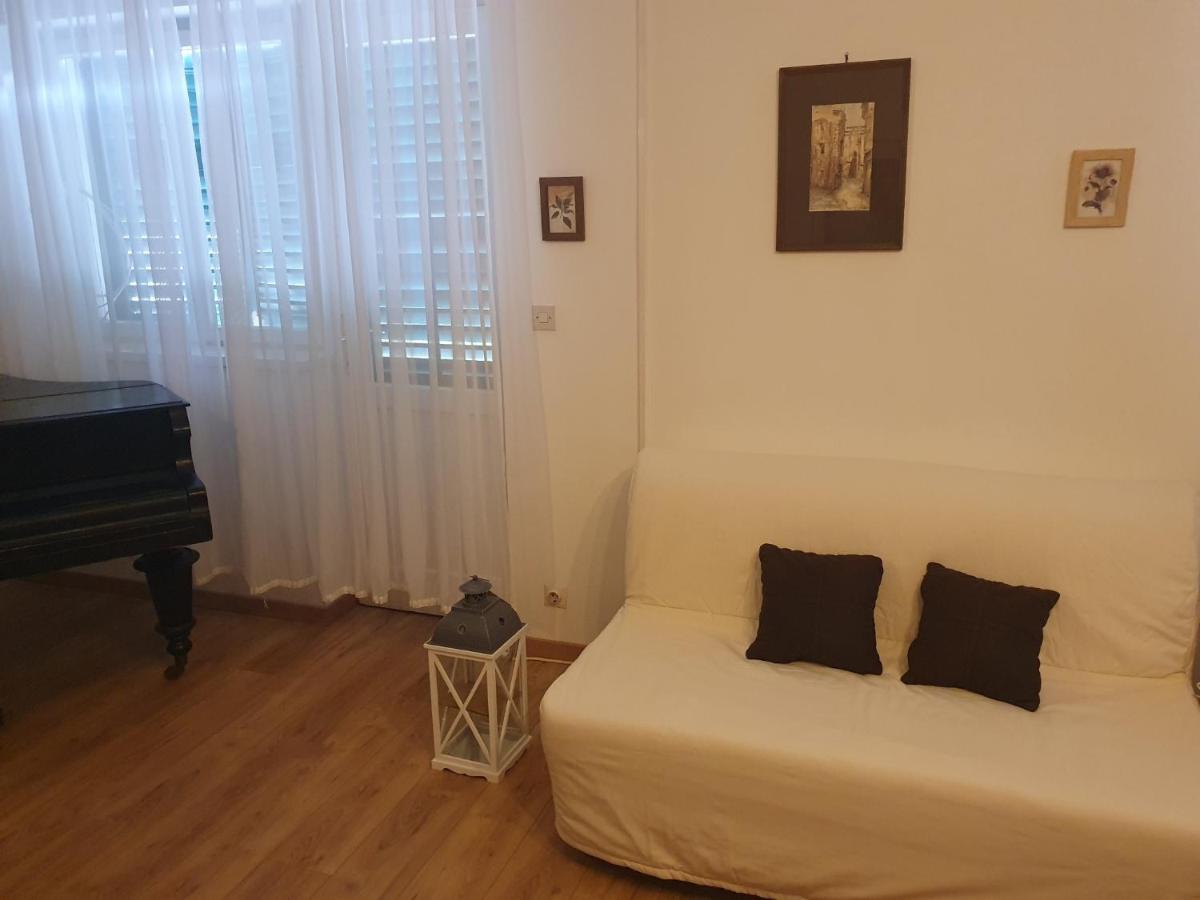 Apartment Lana Trogir Exteriör bild